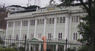 Hospital Luis Vernaza in Guayaquil, Ecuador